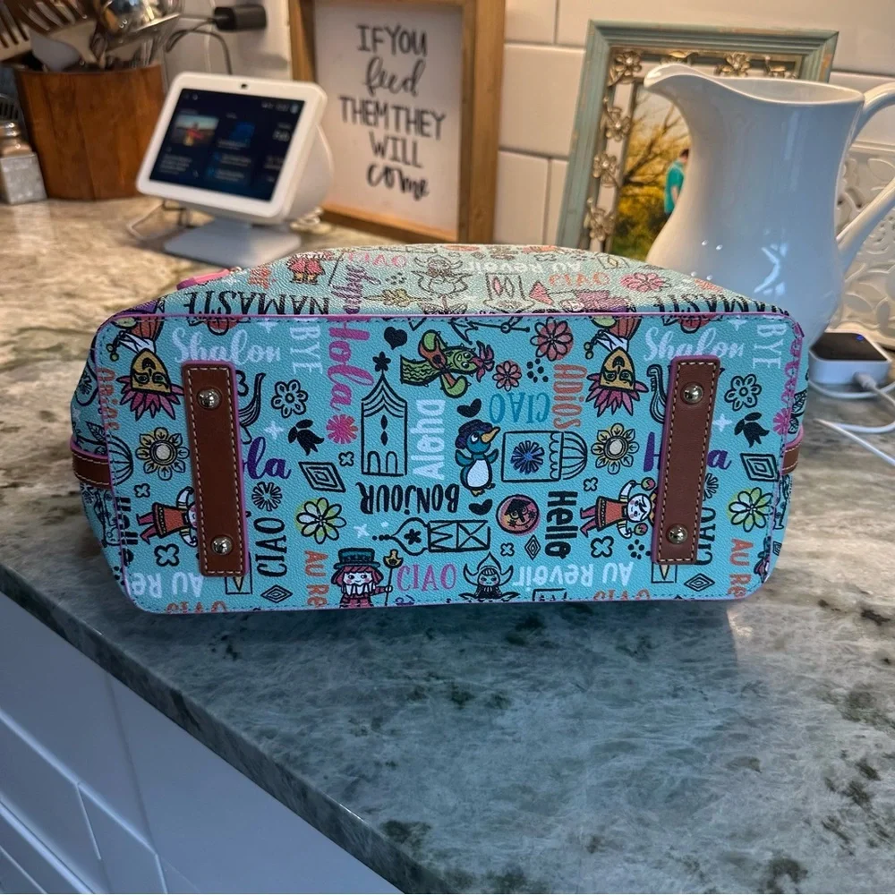 2021 Disney Dooney and Bourke It’s a Small World Tote NWT